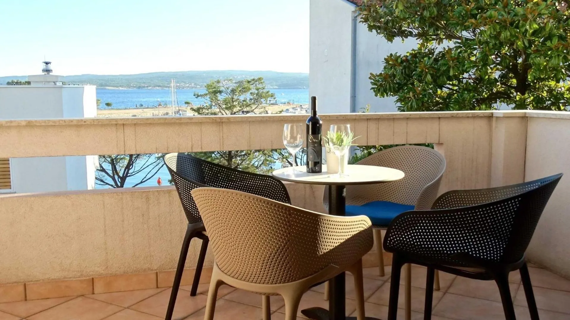 Comfort Beachfront Crikvenica Apartments
