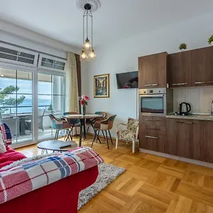  Apartman Lucia