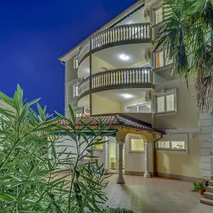  Apartman Maria