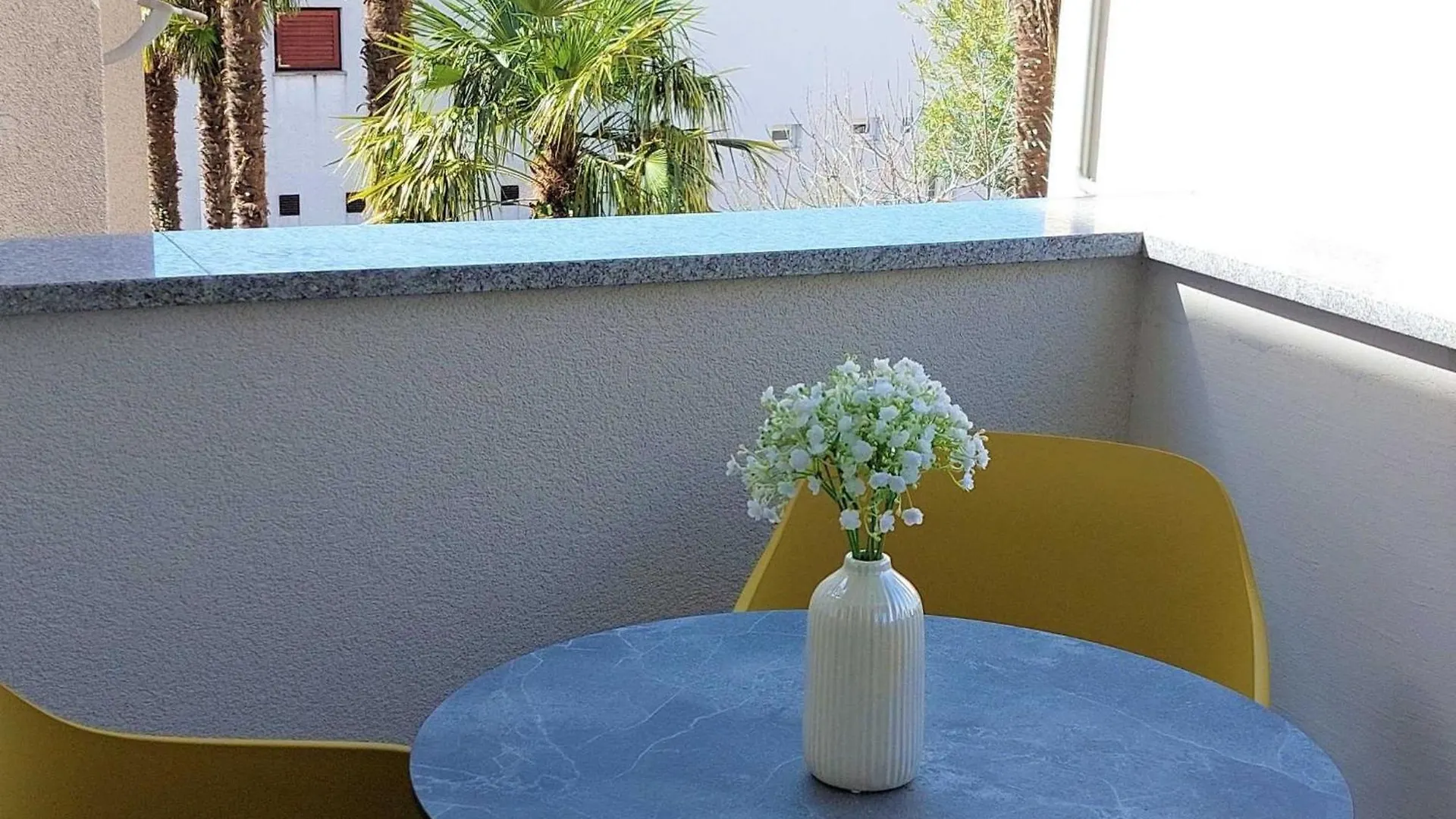 Comfort Beachfront Crikvenica Apartments